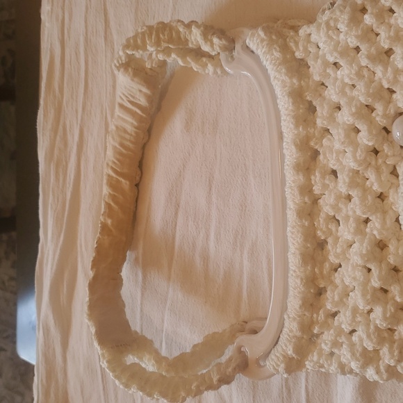 Vintage Handmade Elegant White Macrame Crocheted Shoulder Bag - Picture 6 of 10